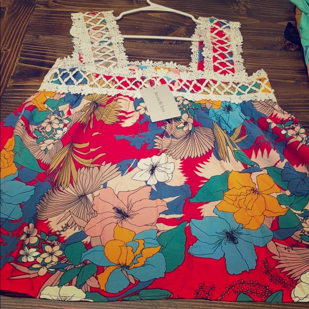 Floral summer blouse